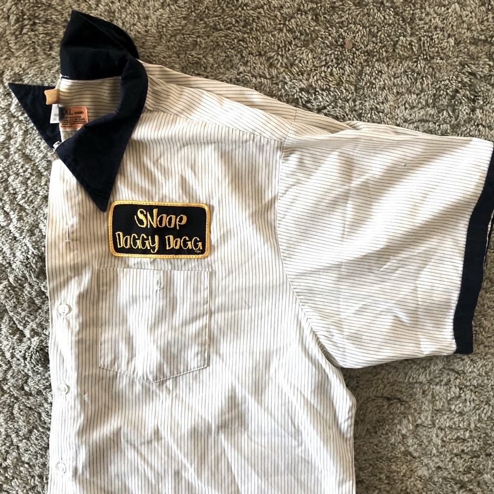 Very rare Snoop Dogg gas station shirt